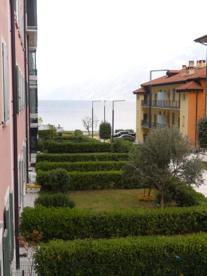 Dv Garda Suite Campione del Garda Buitenkant foto